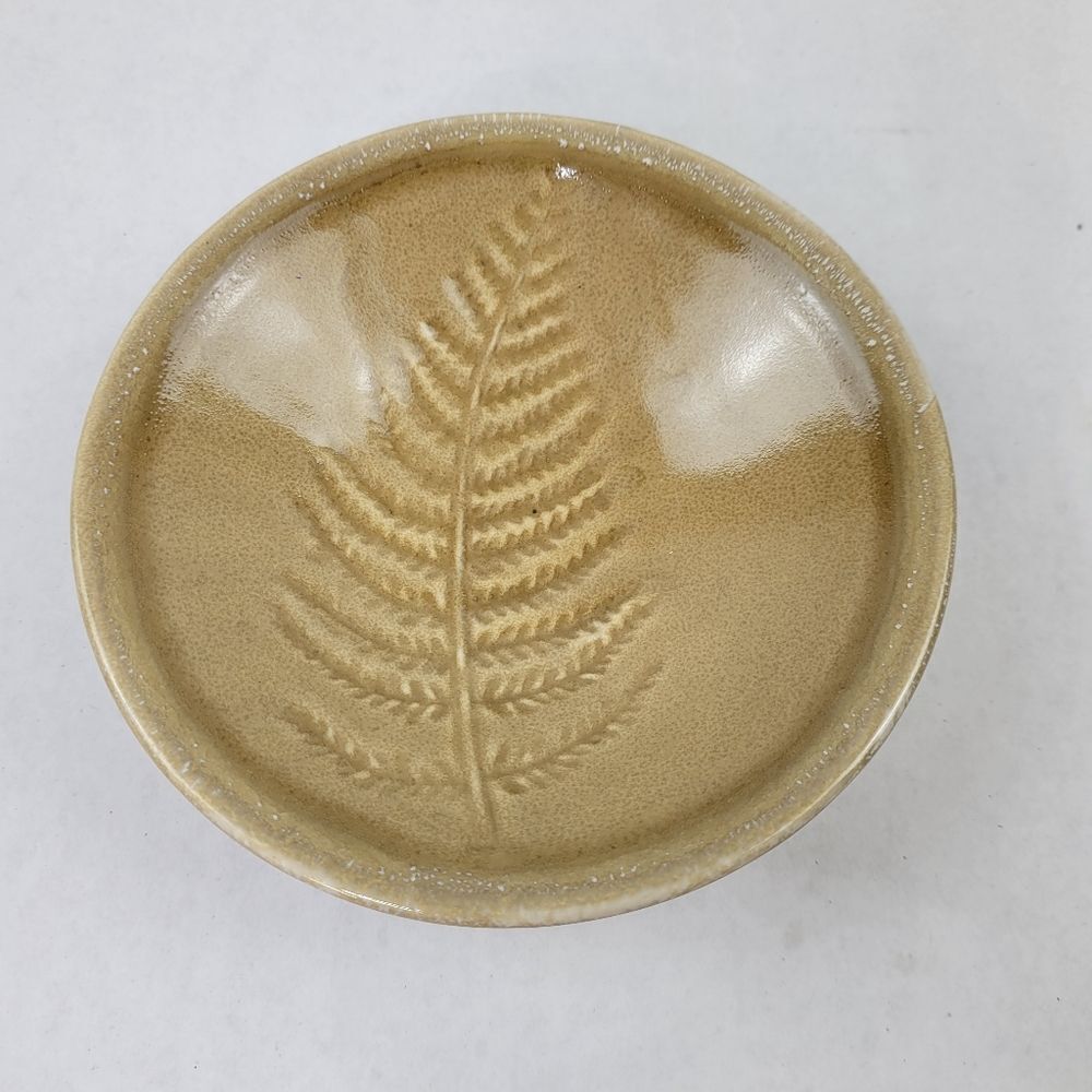 Taupeโ 6" LeafโImprint TrinketโBowl